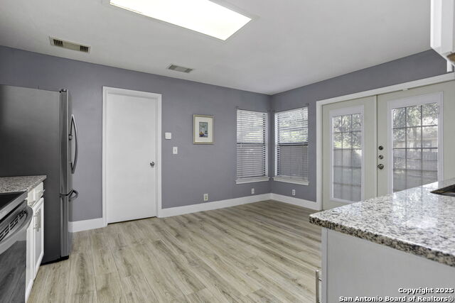 Image 11 of 27 For 11035 Cedar Park