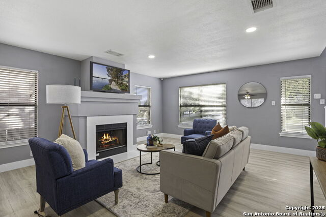 Image 8 of 27 For 11035 Cedar Park