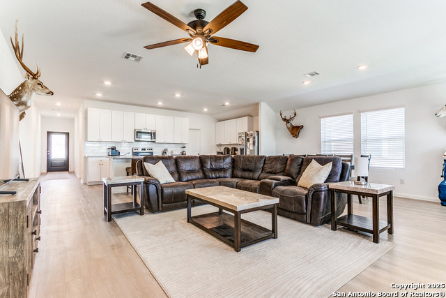 Details for 8030 Chanting, San Antonio, TX 78223