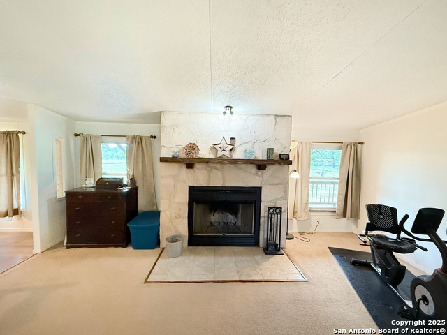 Image 11 of 45 For 227 River Bluff