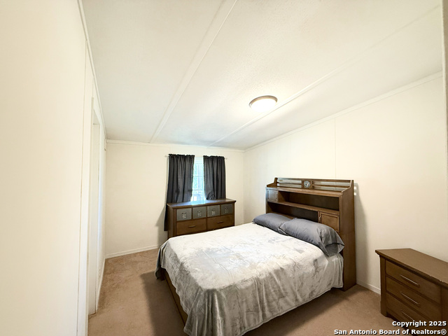 Image 30 of 45 For 227 River Bluff