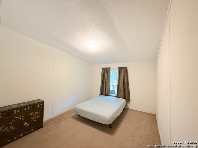 Image 33 of 45 For 227 River Bluff
