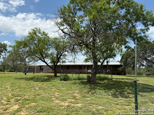 Image 41 of 45 For 227 River Bluff