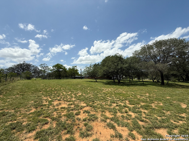 Image 43 of 45 For 227 River Bluff