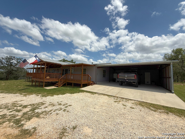 Image 8 of 45 For 227 River Bluff