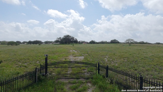 Details for Lot 2 County Road 6723, Natalia, TX 78059
