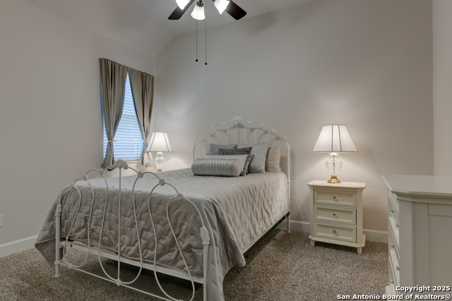Listing photo id 23 for 28914 Throssel