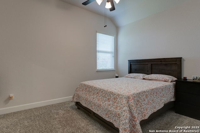 Listing photo id 25 for 28914 Throssel