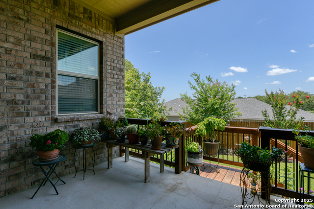 Listing photo id 26 for 28914 Throssel