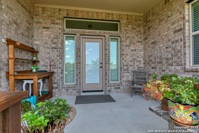 Listing photo id 27 for 28914 Throssel