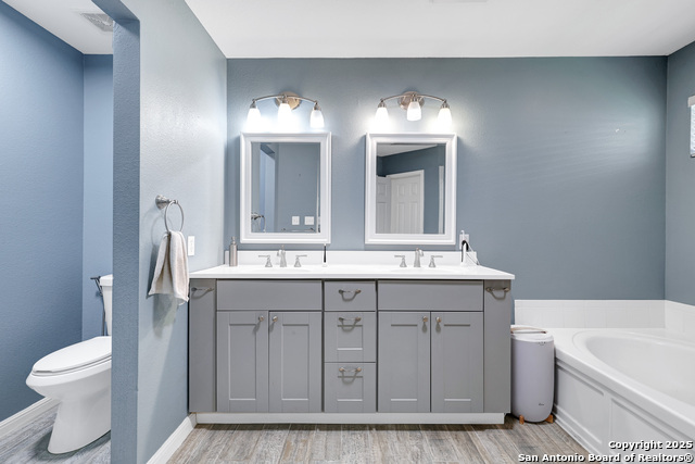 Image 20 of 32 For 9815 Lockberry