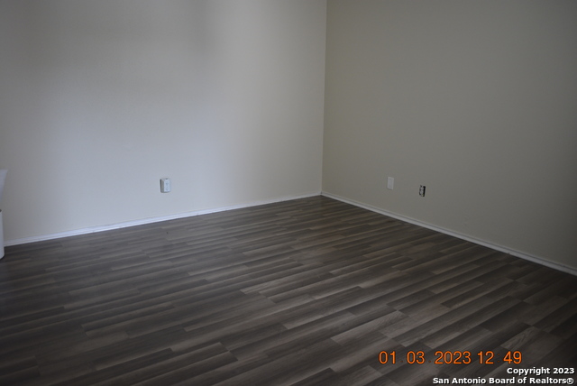 Image 12 of 21 For 4107 Medical Dr  8204