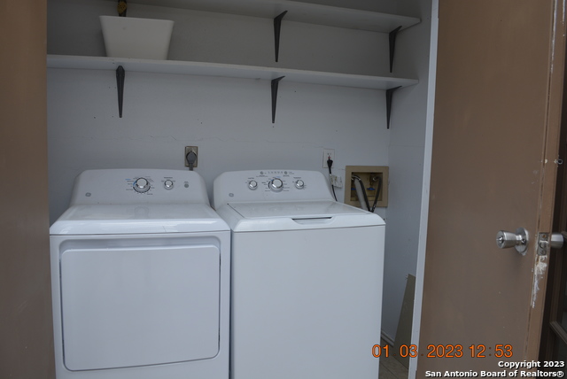 Image 20 of 21 For 4107 Medical Dr  8204