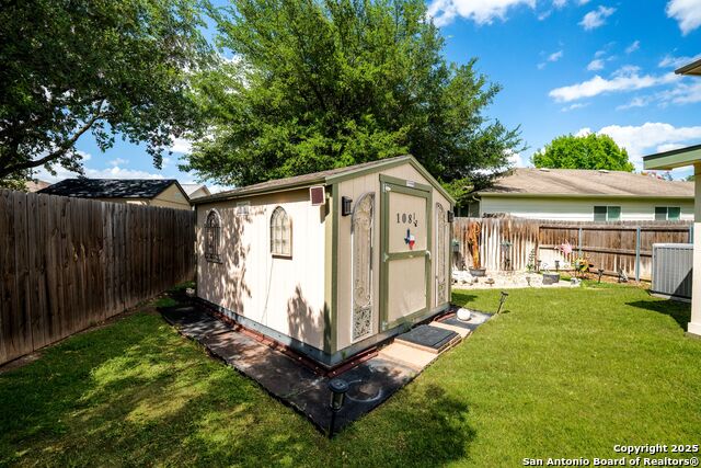 Image 40 of 40 For 108 Willow Way S