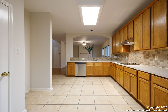 Image 13 of 31 For 958 River Terrace