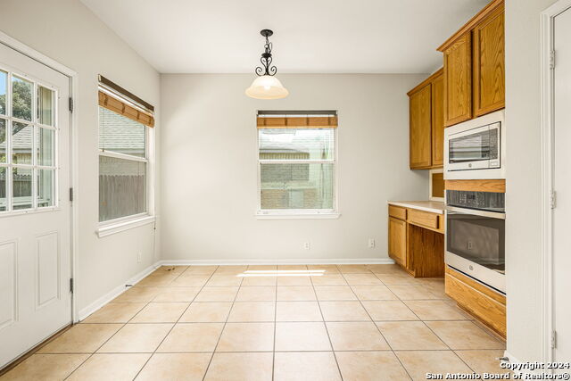 Image 15 of 31 For 958 River Terrace