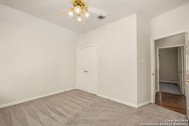 Image 21 of 31 For 958 River Terrace