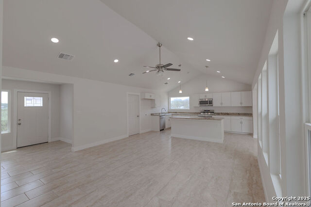 Image 10 of 50 For 2231 Golf Drive