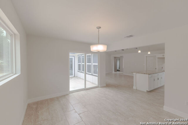 Image 15 of 50 For 2231 Golf Drive