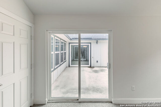 Image 23 of 50 For 2231 Golf Drive