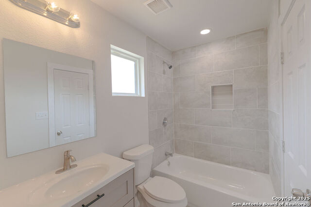 Image 42 of 50 For 2231 Golf Drive