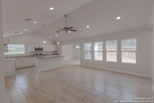 Image 9 of 50 For 2231 Golf Drive
