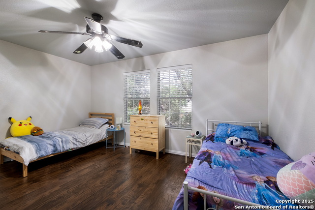 Image 13 of 26 For 7907 Oakwood Pines