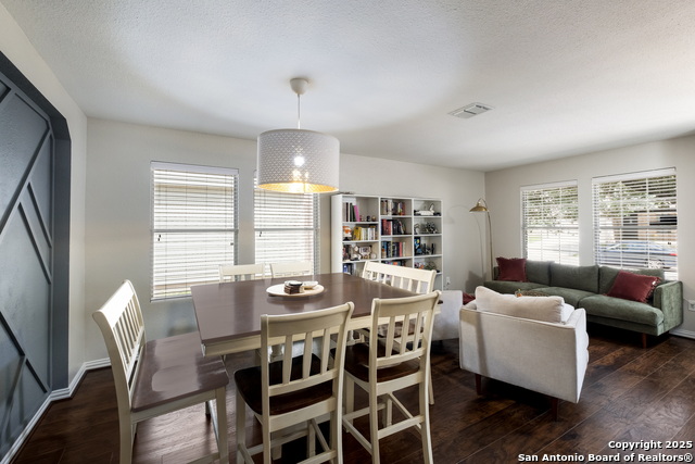 Image 4 of 26 For 7907 Oakwood Pines