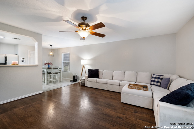Image 6 of 26 For 7907 Oakwood Pines
