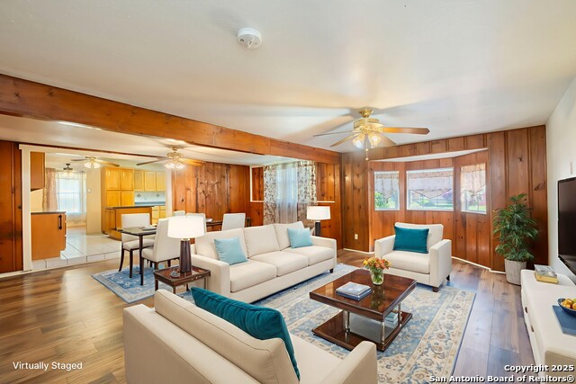 Image 11 of 32 For 4342 Eisenhauer Rd