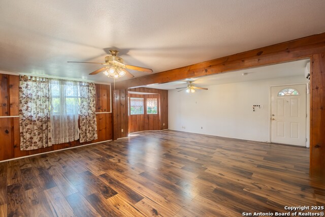 Image 12 of 32 For 4342 Eisenhauer Rd