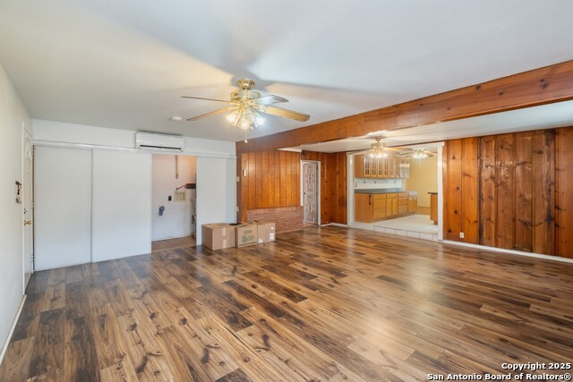 Image 13 of 32 For 4342 Eisenhauer Rd
