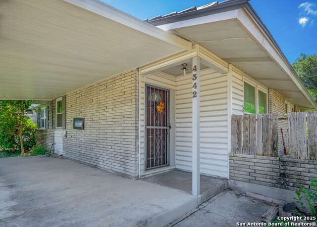 Image 2 of 32 For 4342 Eisenhauer Rd