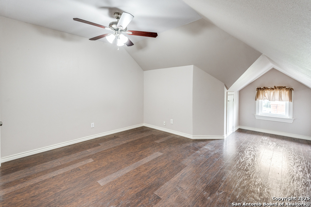 Image 20 of 22 For 9248 Fm 725  