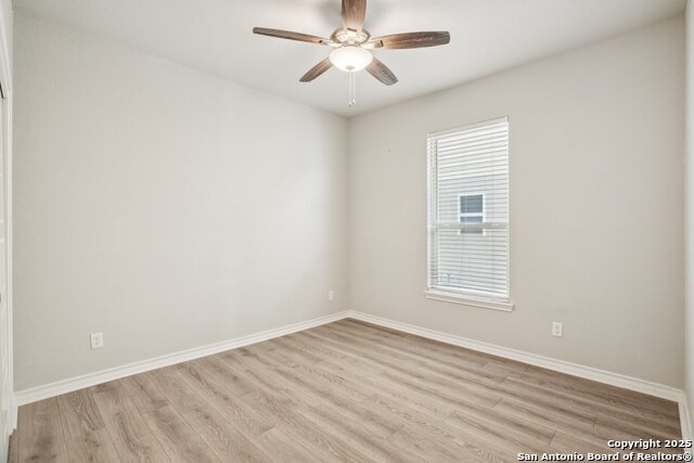 Image 26 of 33 For 1533 Cawdon Park