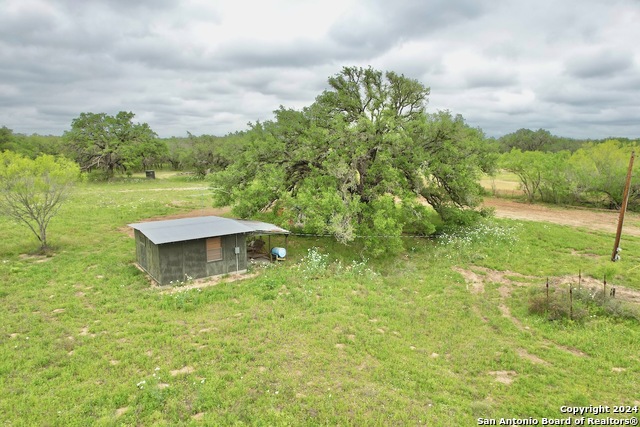 Listing photo id 5 for 369.4 Ac Cr 7711