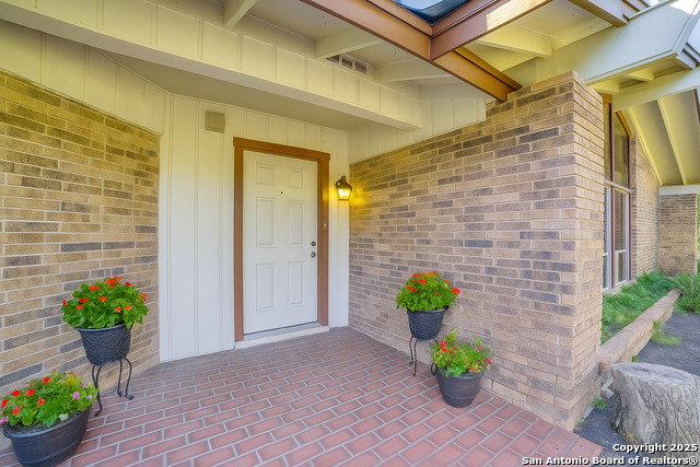 Image 4 of 25 For 6520 Adair Dr.