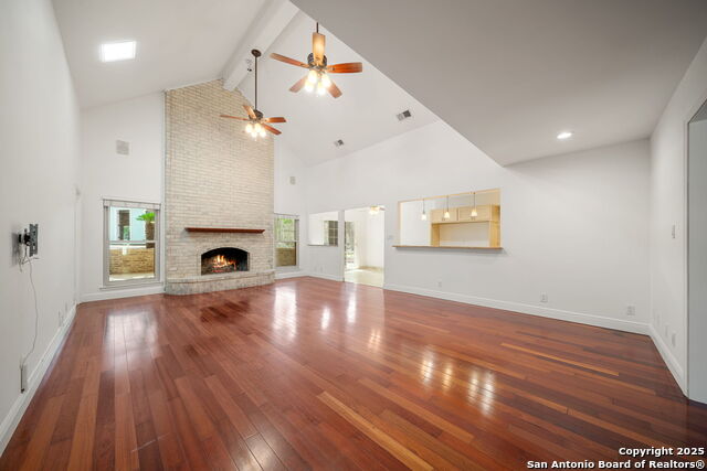 Image 11 of 36 For 13303 Southwalk