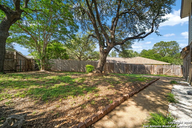 Image 34 of 36 For 13303 Southwalk