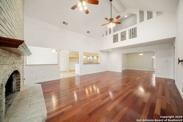 Image 8 of 36 For 13303 Southwalk