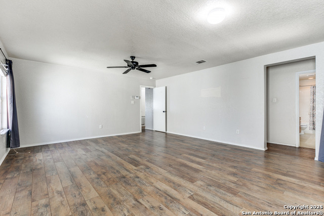 Image 16 of 25 For 5011 Terrace Wood