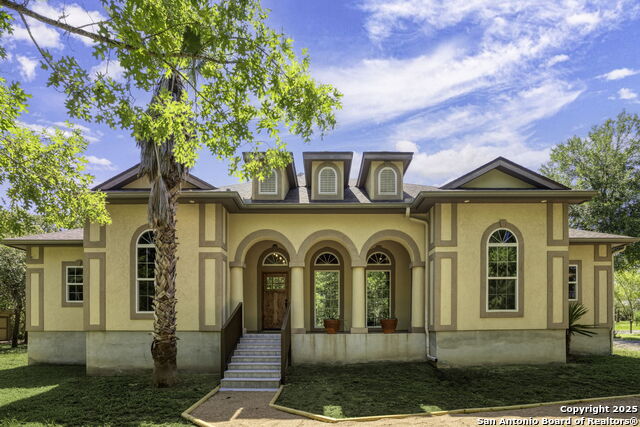 Listing photo id 0 for 155 Woodrow Center