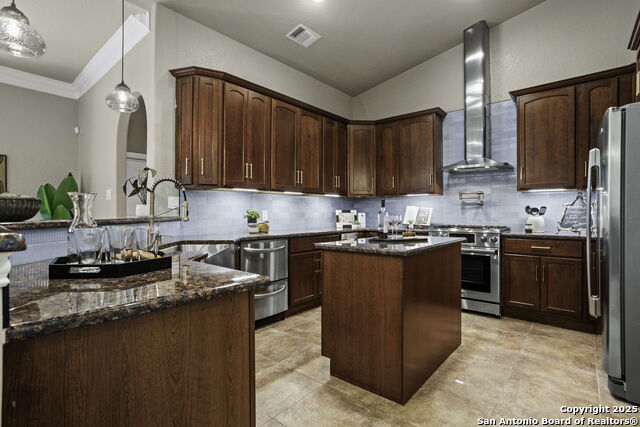 Listing photo id 18 for 155 Woodrow Center