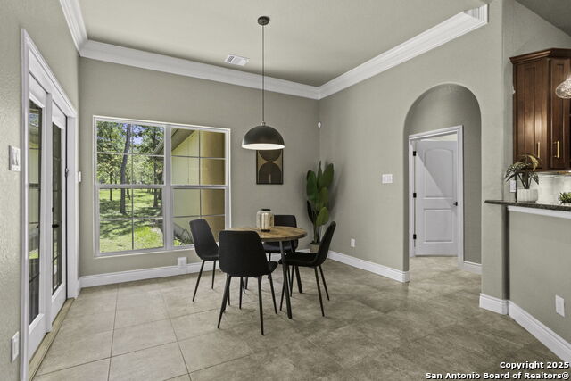 Listing photo id 21 for 155 Woodrow Center