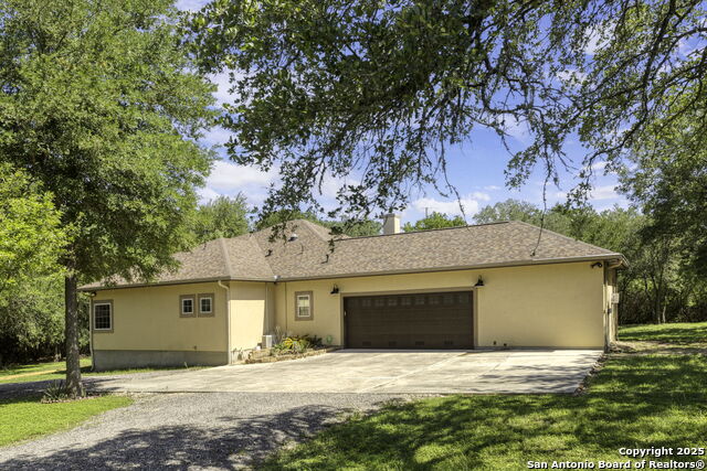 Listing photo id 28 for 155 Woodrow Center