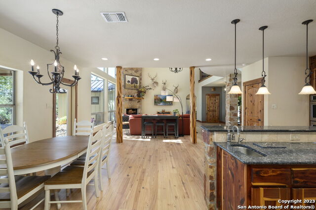 Image 13 of 44 For 849 Madrona Ridge Dr