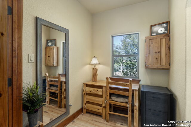 Image 17 of 44 For 849 Madrona Ridge Dr