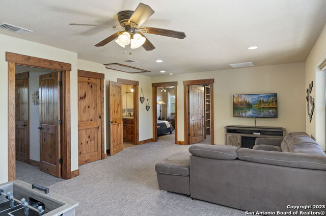 Image 25 of 44 For 849 Madrona Ridge Dr