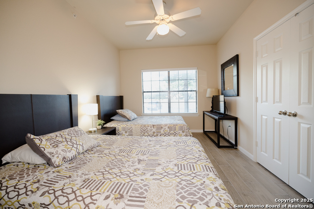Listing photo id 24 for 6160 Eckhert Apt 1