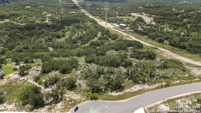 Image 4 of 18 For 831 Lovett Ridge Rd